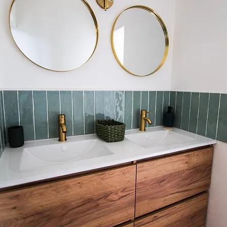 Bed and Breakfast Le Logis De La Gabirotte 3*