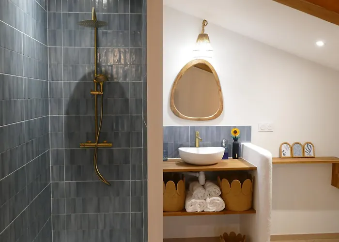 Le Logis De La Gabirotte Bed and breakfast