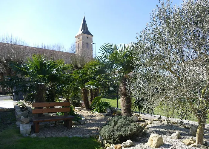 Bed and breakfast Le Logis De La Gabirotte