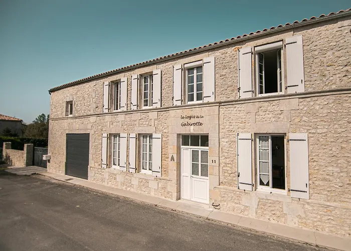 Bed and breakfast Le Logis De La Gabirotte