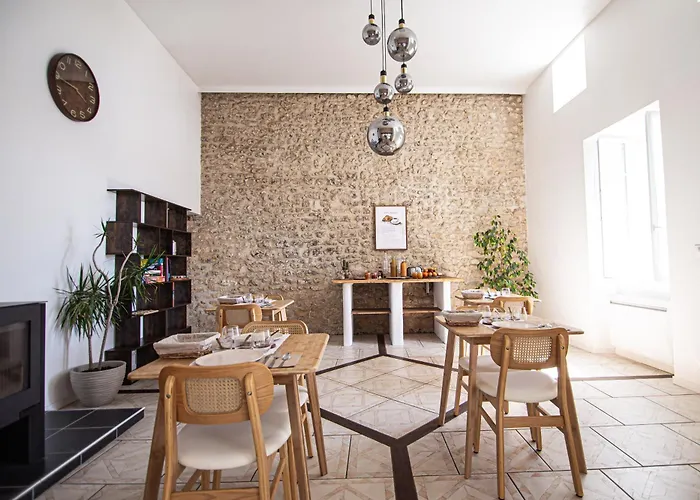 Bed and breakfast Le Logis De La Gabirotte